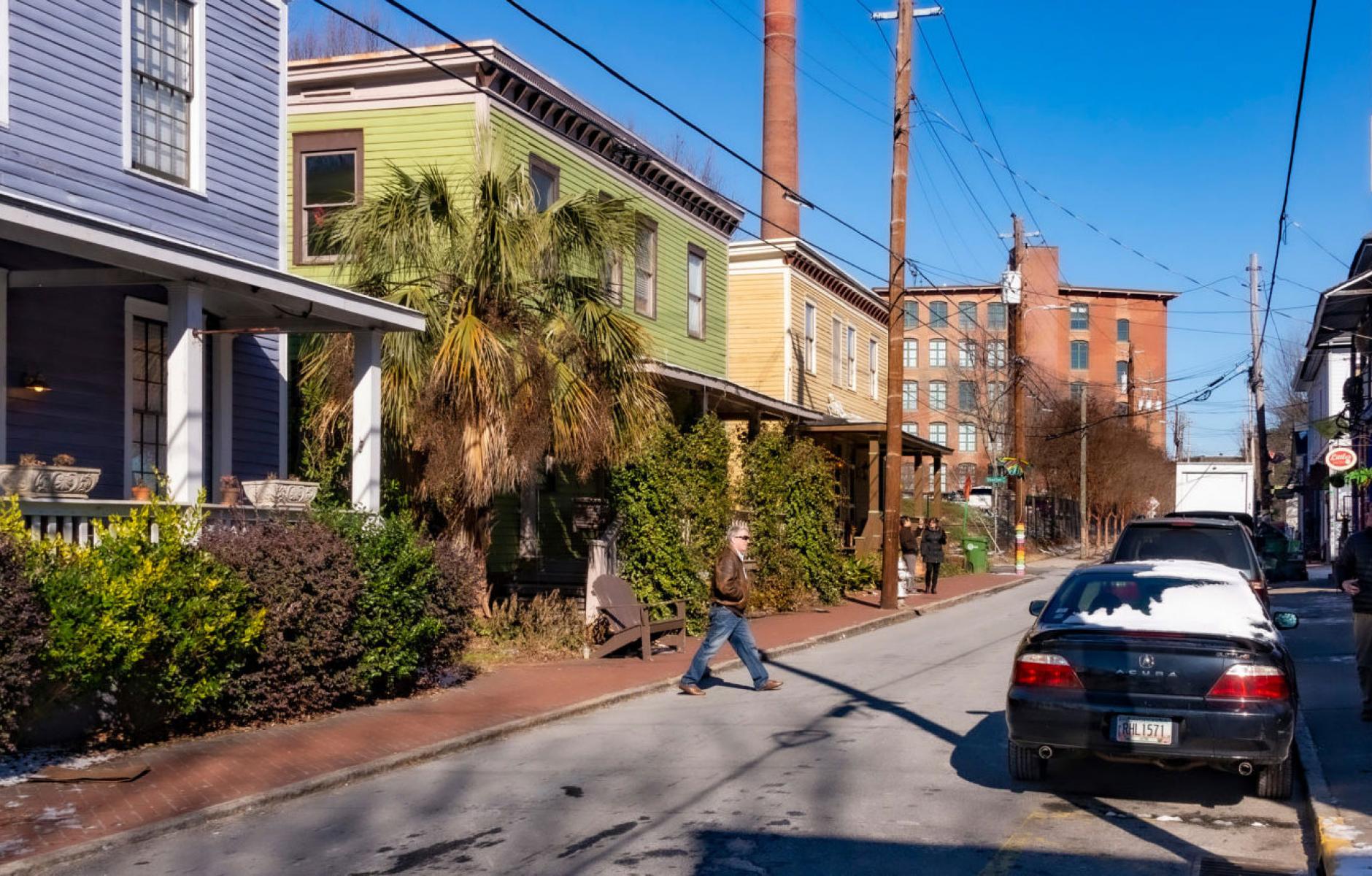 All photos of Cabbagetown, Atlanta, by Steve Mouzon.