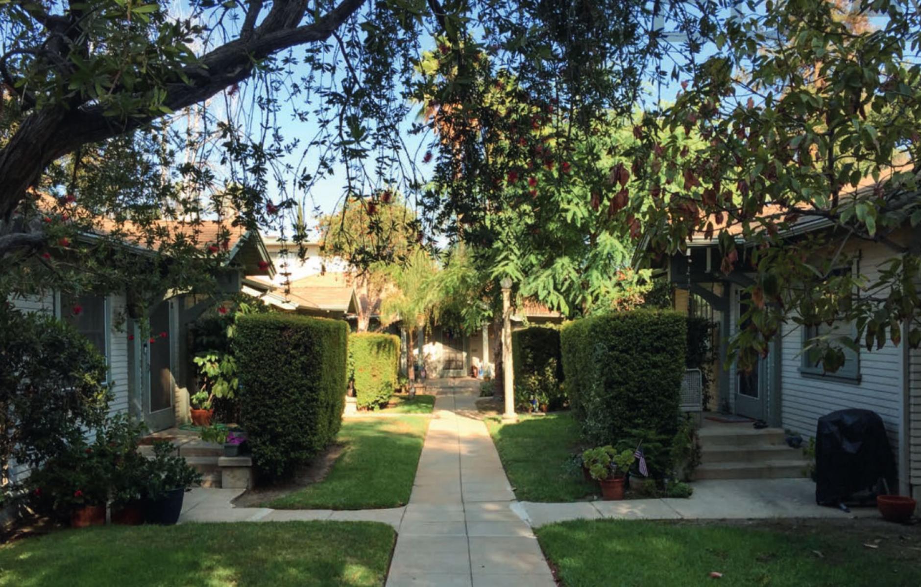 Cottage court housing. Source: Missing Middle Housing.